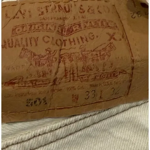 Vintage Levi's 501 Button Fly Jeans Size 33x32 - Picture 5 of 6